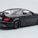 Mercedes C63 AMG W204 Black Series Svart GT Spirit 1:18 - image 2 of 7