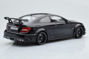 Mercedes C63 AMG W204 Black Series Svart GT Spirit 1:18 ZM019 Resin — bild 2 av 7