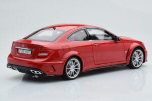 Mercedes C63 AMG W204 Black Series Röd GT Spirit 1:18 GT065 Resin — bild 2 av 6
