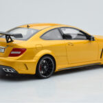 Mercedes C63 AMG W204 Black Series Guld GT Spirit 1:18 - image 2 of 6