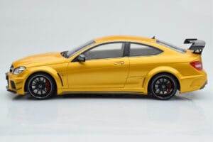 Mercedes C63 AMG W204 Black Series Guld GT Spirit 1:18 GT034 Resin — bild 3 av 6