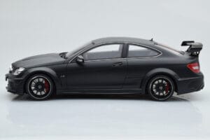 Mercedes C63 AMG W204 Black Series Matt Svart GT Spirit 1:18 GT843 Resin — bild 3 av 6