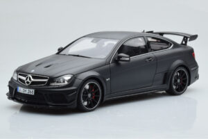 Mercedes C63 AMG W204 Black Series Matt Svart GT Spirit 1:18