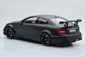 Mercedes C63 AMG W204 Black Series Matt Svart GT Spirit 1:18 GT843 Resin — bild 5 av 6
