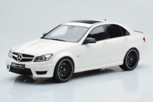 Mercedes C63 AMG W204 Vit GT Spirit 1:18
