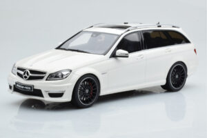 Mercedes C63 AMG S204 T-Model Vit GT Spirit 1:18