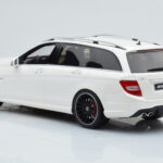 Mercedes C63 AMG S204 T-Model Vit GT Spirit 1:18 - image 5 of 8