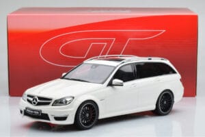 Mercedes C63 AMG S204 T-Model Vit GT Spirit 1:18 GT147 Resin — bild 8 av 8