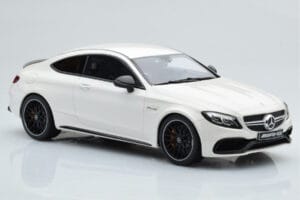 Mercedes C63S AMG C205 Coupe Vit GT Spirit 1:18 B66965707 Resin — bild 4 av 6