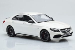 Mercedes C63S AMG W205 Vit GT Spirit 1:18 B66960370 Resin — bild 4 av 6