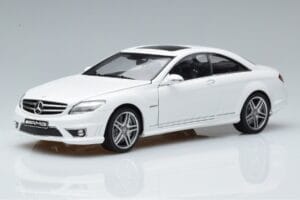 Mercedes CL63 AMG C216 Vit AUTOart 1:18 76167 Metall