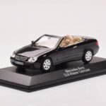 Mercedes CLK A209 Cabriolet Obsidian Svart Metallic Minichamps 1:43 - image 2 of 4