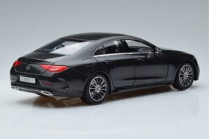 Mercedes CLS Coupe C257 Norev 1:18 B66960546 Metall — bild 3 av 7
