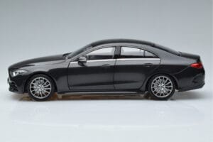 Mercedes CLS Coupe C257 Norev 1:18 B66960546 Metall — bild 4 av 7