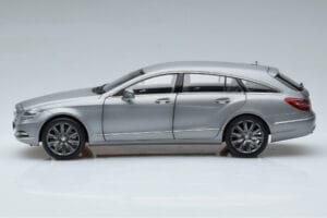 Mercedes CLS Shooting Brake X218 Alanite Grå Norev 1:18 B66960117 Metall — bild 4 av 7