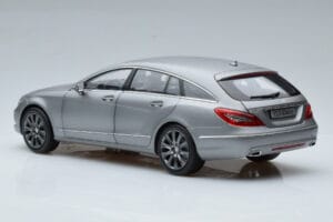 Mercedes CLS Shooting Brake X218 Alanite Grå Norev 1:18 B66960117 Metall — bild 6 av 7