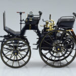 Mercedes Daimler Motorkutsche Mörkblå Norev 1:18 - image 3 of 6