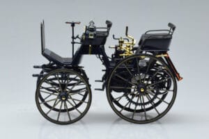 Mercedes Daimler Motorkutsche Mörkblå Norev 1:18 183700 Metall — bild 3 av 6