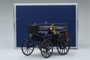 Mercedes Daimler Motorkutsche Mörkblå Norev 1:18 183700 Metall — bild 6 av 6