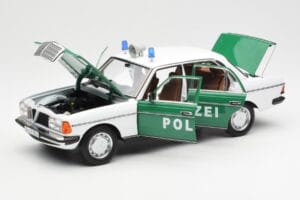 Mercedes E-Class W123 Polizei Norev 1:18 B66040676 Metall — bild 2 av 8