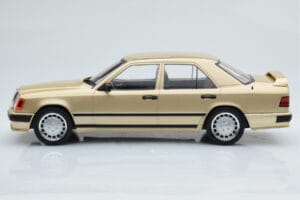 Mercedes E-Class W124 Tuning Beige MCG 1:18 MCG18342 Metall — bild 3 av 6