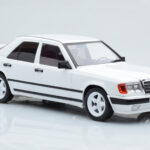 Mercedes E-Class W124 Tuning Vit MCG 1:18 - image 4 of 6