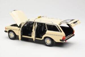 Mercedes 230T W123 T-Model Taxi Norev 1:18 183731 Metall — bild 5 av 8