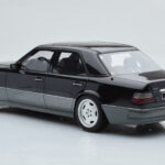Mercedes E60 AMG W124 Svart Otto 1:18 - image 5 of 6