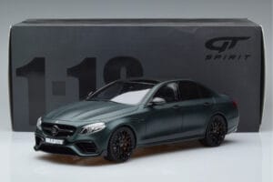 Mercedes E63 AMG Brabus 800 W213 Grön GT Spirit 1:18 GT208 Resin — bild 6 av 6