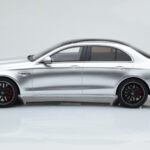 Mercedes AMG E63 S W213 Silver GT Spirit 1:18 - image 3 of 6