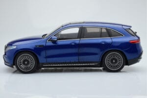 Mercedes EQC 400 Brilliant Blå NZG 1:18 B66963757 Metall — bild 4 av 8