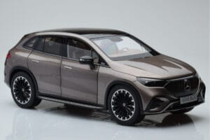 Mercedes EQE SUV X294 AMG Line Velvet Brun NZG 1:18 B66960836 Metall — bild 6 av 8