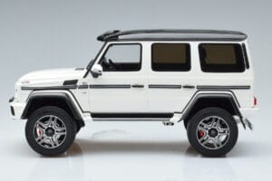 Mercedes G500 4x4 W463 GT Spirit 1:18 GT142 Resin — bild 3 av 6