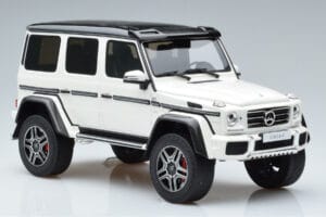 Mercedes G500 4x4 W463 GT Spirit 1:18 GT142 Resin — bild 4 av 6