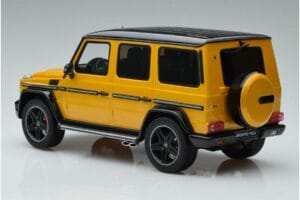 Mercedes AMG G63 W463 Crazy Color Solar Beam Handlarens Edition GT Spirit 1:18 B66961012 Resin — bild 5 av 6