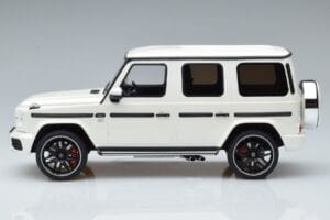 Mercedes AMG G63 W463 Vit GT Spirit 1:18 KJ038 Metall — bild 3 av 6
