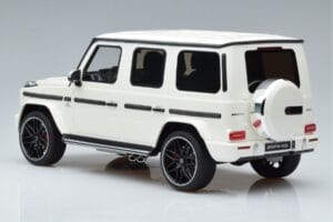 Mercedes AMG G63 W463 Vit GT Spirit 1:18 KJ038 Metall — bild 5 av 6