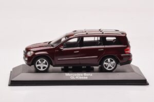 Mercedes GL X164 Karneol Röd Minichamps 1:43