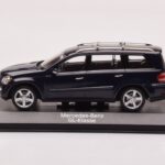 Mercedes GL X164 Tanzanite Blå Minichamps 1:43