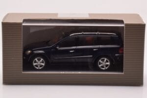 Mercedes GL X164 Tanzanite Blå Minichamps 1:43 B66962228 Metall — bild 4 av 4