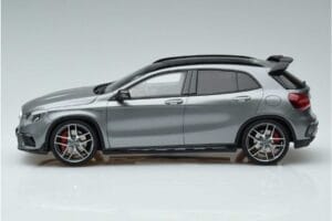 Mercedes AMG GLA 45 X156 Handlarens Edition GT Spirit 1:18 B66960467 Resin — bild 3 av 6