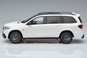 Mercedes AMG GLS63 X166 Vit GT Spirit 1:18 B66965709 Resin — bild 3 av 6