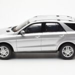 Mercedes M-Class W166 Iridium Silver Metallic Minichamps 1:18 B66960064 - image 4 of 8