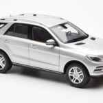 Mercedes M-Class W166 Iridium Silver Metallic Minichamps 1:18 B66960064 - image 6 of 8