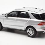 Mercedes M-Class W166 Iridium Silver Metallic Minichamps 1:18 B66960064 - image 7 of 8