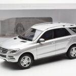 Mercedes M-Class W166 Iridium Silver Metallic Minichamps 1:18 B66960064 - image 8 of 8