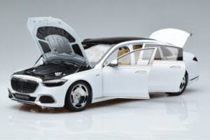 Mercedes Maybach S600 W222 V12 Biturbo Diamond Vit Almost Real 1:18 820116 Metall — bild 2 av 11