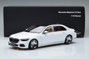 Mercedes Maybach S600 W222 V12 Biturbo Diamond Vit Almost Real 1:18 820116 Metall — bild 11 av 11