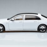 Mercedes Maybach S600 W222 V12 Biturbo Diamond Vit Almost Real 1:18 - image 4 of 11