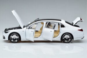 Mercedes Maybach S600 W222 V12 Biturbo Diamond Vit Almost Real 1:18 820116 Metall — bild 5 av 11